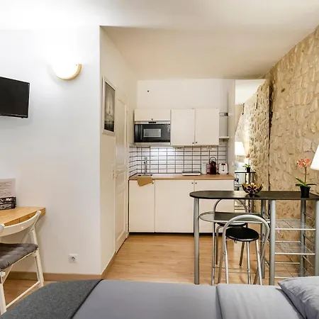 Appartamento Entre Opéra Et Montmartre Parigi