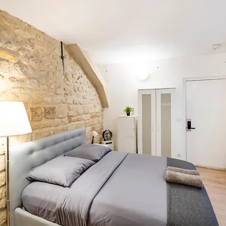 Entre Opéra Et Montmartre Appartamento
